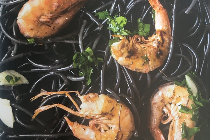 4-Hour Dalmatian Food and Wine flavors Experience in Split Patio - Passing Through Old Split: The Sights Between Markets and Home