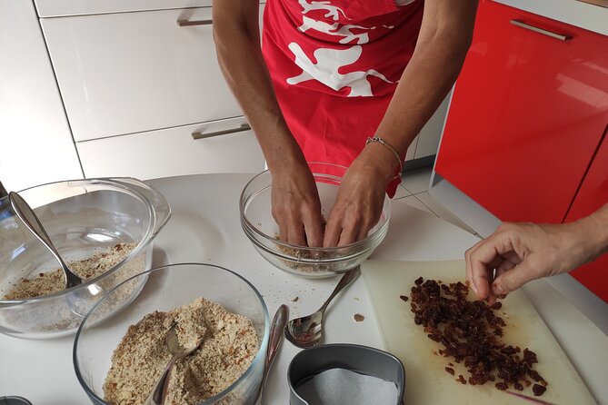 4-Hour Dalmatian Food and Wine flavors Experience in Split Patio - Rakija, Wine, and Homemade Liquors: Drinks That Match the Meal