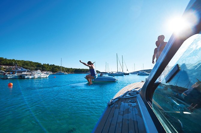 4-Island Split Boat Tour (Brač, Pakleni, Hvar, Šolta) - Who Should Book This 4-Island Tour From Split?