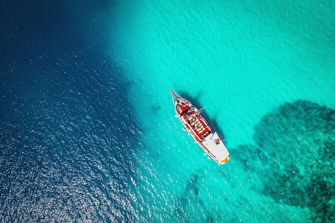 All-Inclusive Blue Lagoon & 3 Island Boat Tour with Food & Drinks - Breakfast on board: croissants, coffee, and the day’s first fuel