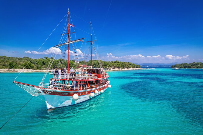 All-Inclusive Blue Lagoon & 3 Island Boat Tour with Food & Drinks - Blue Lagoon and Krknjasi Bay: the main event and how to enjoy it