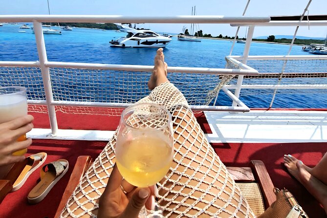 All-Inclusive Blue Lagoon & 3 Island Boat Tour with Food & Drinks - Onboard food and open bar: value you can actually feel