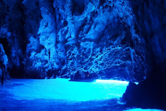 Blue cave and Hvar - 5 Islands speedboat tour from Split - Key things to know before you go