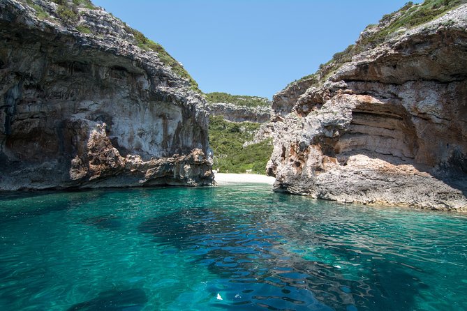 Blue Cave and Hvar 5 Islands speedboat tour | from Split&Trogir - Stiniva Cove: That Famous Beach Break in Half an Hour
