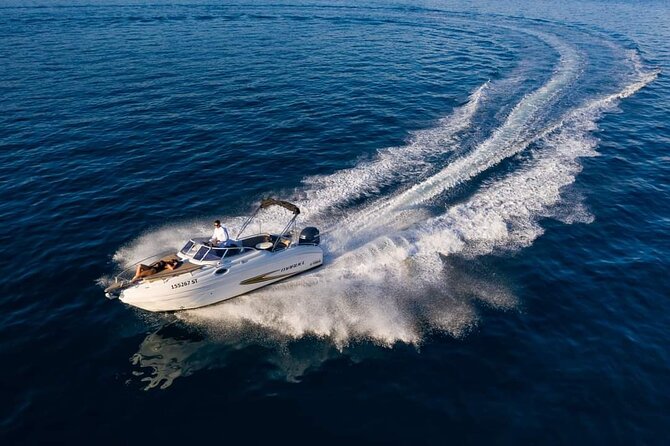 Blue Cave & Five Islands Tour - Speedboat comfort and the crew effect (Toni, Nicola, Marko, Marco, and more)