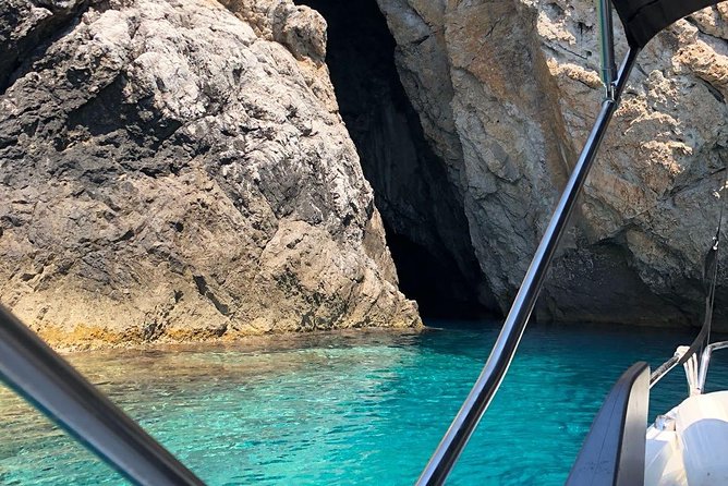 Blue cave & Hvar (5 Islands) private tour from Split or Trogir - Pakleni Islands: crystal-clear water, restaurants nearby, and lunch your way