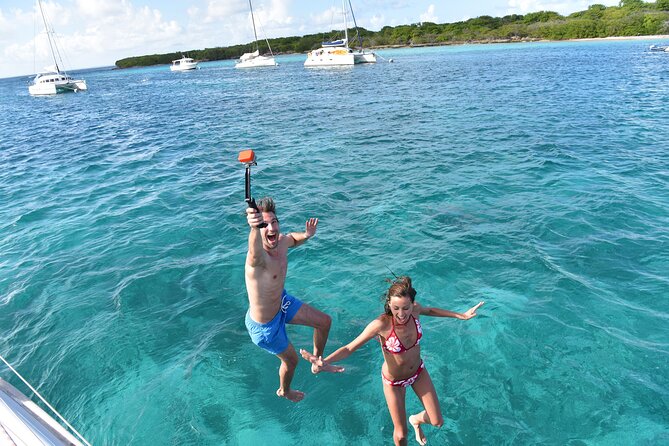 Blue cave & Hvar, 5 islands speed boat tour with unique boats from Split - Split to islands in one day: how this tour actually works