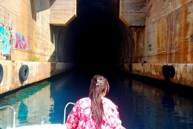 Blue Cave & Hvar : Five Islands Private Speedboat tour - Blue Cave: The Light Show (and the One Thing Not Included)