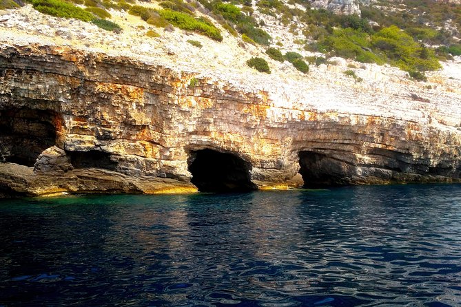 Blue Cave & Hvar : Five Islands Private Speedboat tour - Hvar: Cathedral-Square Energy Plus Beaches Nearby