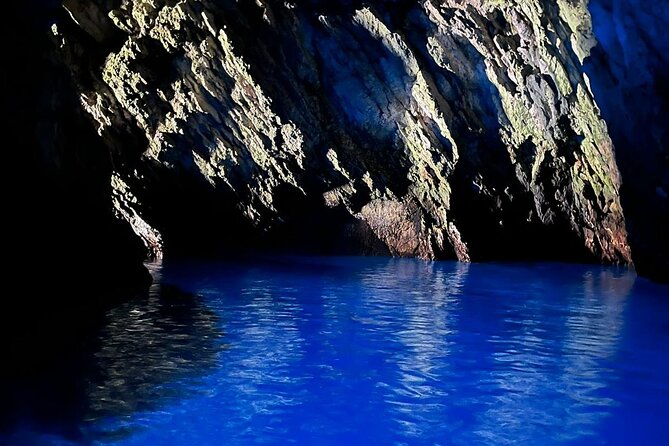 Blue Cave & Island Escape: A Unique 6-Island Adventure from Split - Comfort, Safety, and Motion: What to Expect on a Long RHIB Day