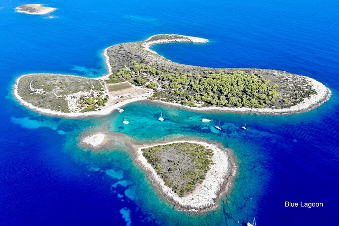 Blue cave, Mamma Mia and Hvar, 5 islands speedboat tour - Komiža and Stiniva Cove: breakfast town energy, then sea-only access