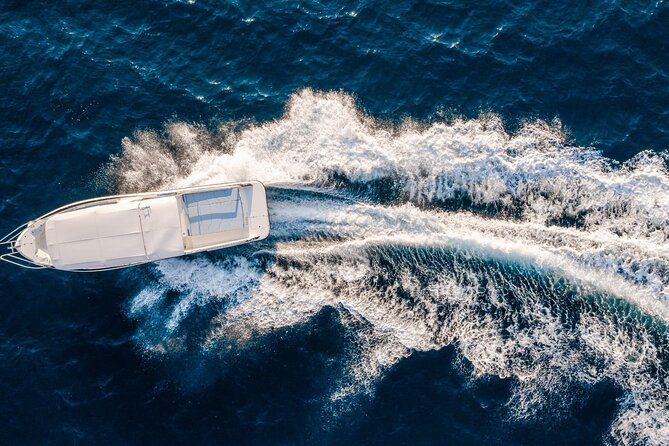 Blue Lagoon and 3 Islands Half Day Tour by Speed Boat - Trogir - Boat, crew, and group size: comfort without the big chaos