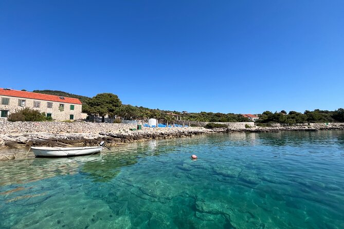 Blue Lagoon and 3 Islands Speedboat Tour from Trogir - Who this tour fits best