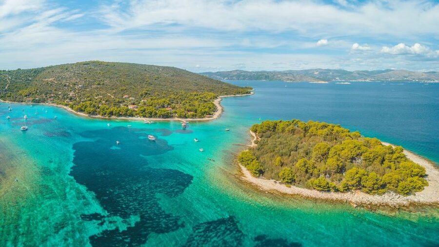 Blue Lagoon and hidden gems of island Šolta - The late snorkeling water stop: fun factor, but watch the crowds