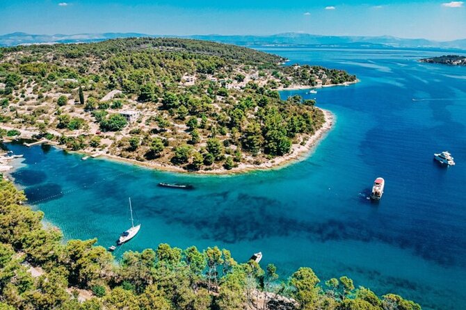 Blue Lagoon, Borkko Beach & Šolta from Split with LUNCH & DRINKS - Key highlights you’ll care about