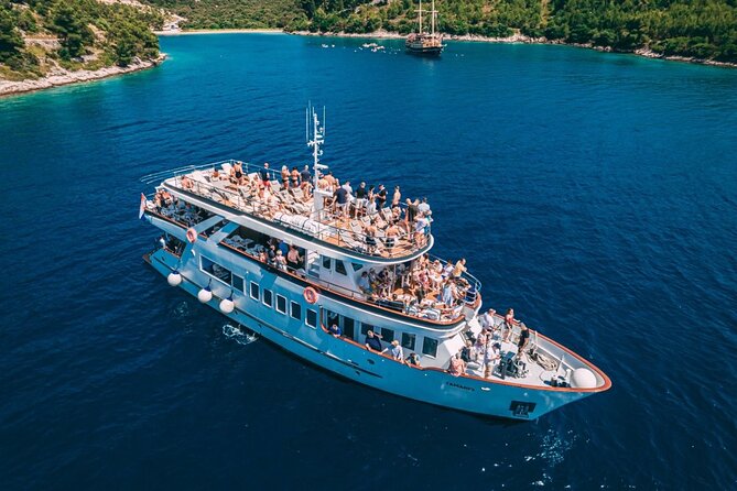 Blue Lagoon, Borkko Beach & Šolta from Split with LUNCH & DRINKS - Price and value: what $78.60 buys you on the water