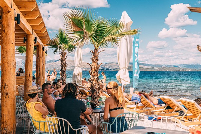 Blue Lagoon Private Tour from Trogir - LUNCH IN THE RESTAURANT INCLUDED - Leaving Trogir at 9:00 and cruising the 12-island stretch