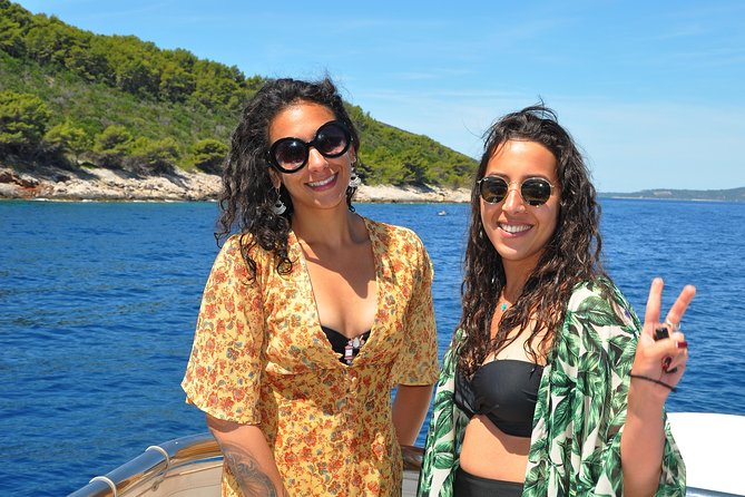 Blue Lagoon Private Tour from Trogir - LUNCH IN THE RESTAURANT INCLUDED - Blue Lagoon’s 3 hours: swimming, snorkeling, and using the gear right