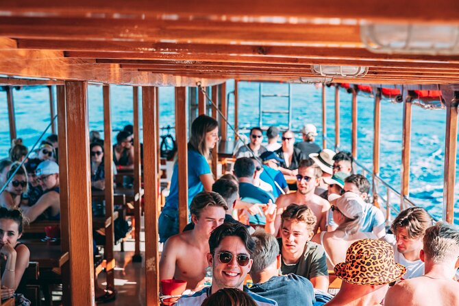 Blue Lagoon & Šolta Island from Trogir LUNCH & DRINKS INCLUDED - Sailing to Šolta: The Trip Between Stops Is Part of the Fun