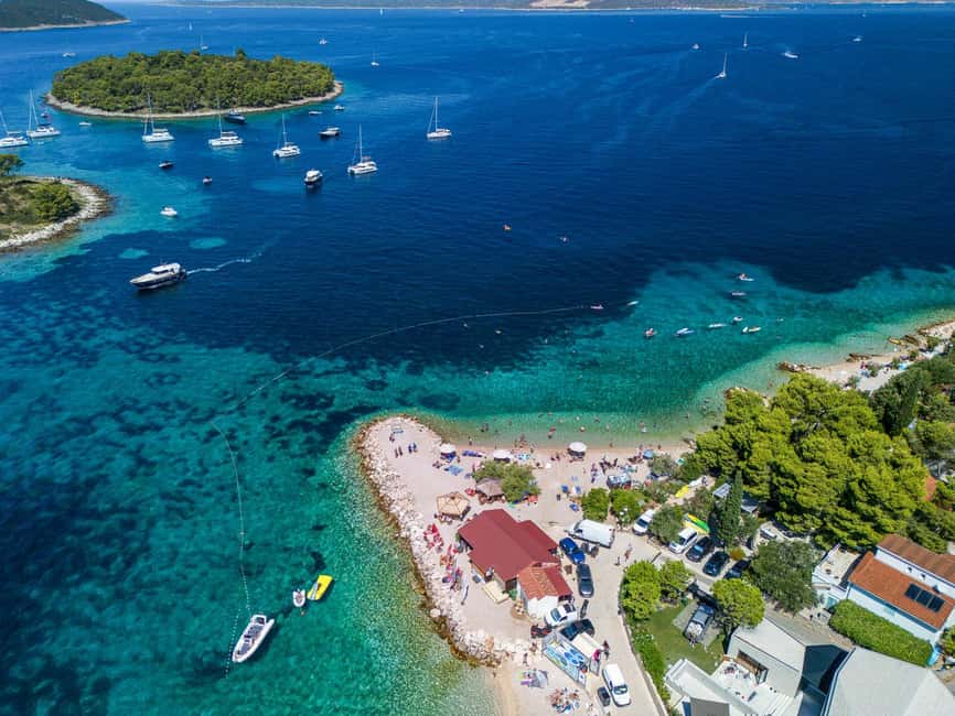 Blue Lagoon & Šolta Small-Group Boat Tour from Split - Boat Comfort and Crew: What to Expect on the Speedboat