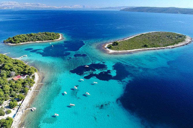 Blue Lagoon, Trogir & Čiovo catamaran tour with Food and Drinks - Why this catamaran day feels like a good value
