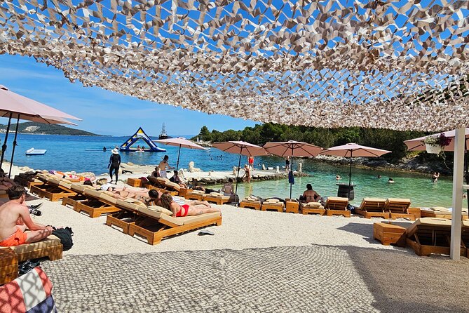 Blue Lagoon & Underwater Museum from Split with Lunch & Drinks - Setting up your day: the 9:30 departure and finding your best seat