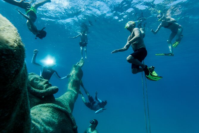 Blue Lagoon & Underwater Museum from Split with Lunch & Drinks - Relaxing at the beach and playing with the onboard atmosphere