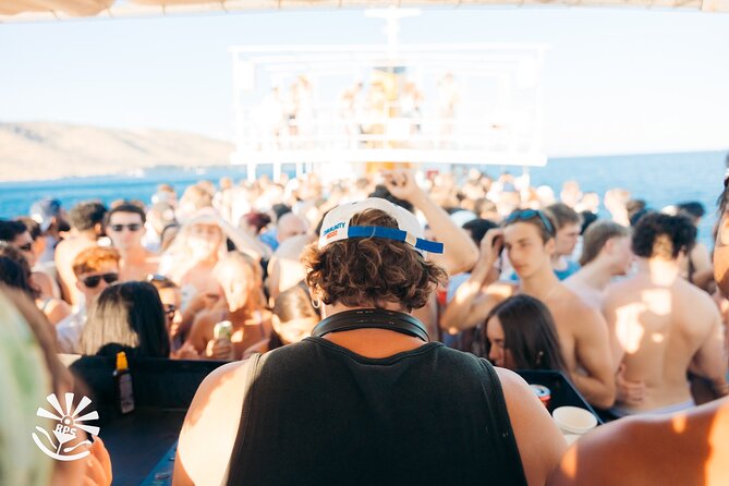 Boat Party Split - The vibe on the water: a real 5–6 hour party setup