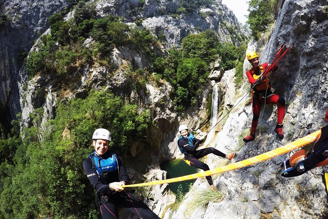 Canyoning advanced on Cetina river from Omiš - Advanced canyoning on the Cetina: what makes it feel different
