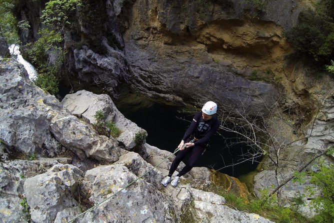 Canyoning advanced on Cetina river from Omiš - Who should book the advanced Cetina canyoning from Omiš?