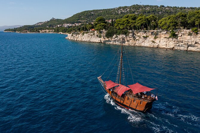 Columbo's Pirate Ship "Santa Maria" - Split Panoramic & Sunset Tour - Before You Board: Location, Timing, and What You Should Bring