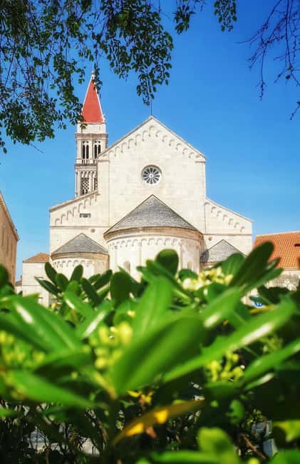 Discover Trogir: Guided Walking Tour of a Medieval Gem - Quick take before you go