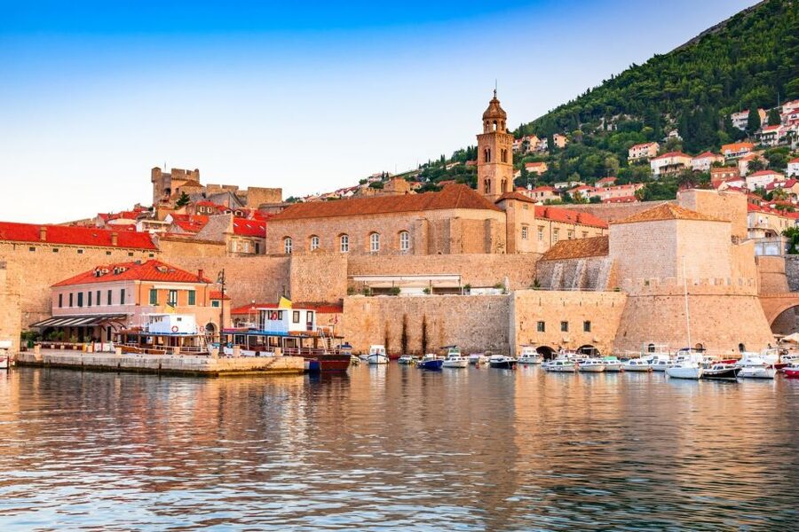 Dubrovnik Day Tour from Split or Trogir - Walking the city walls: the 2-kilometer circuit you should plan for