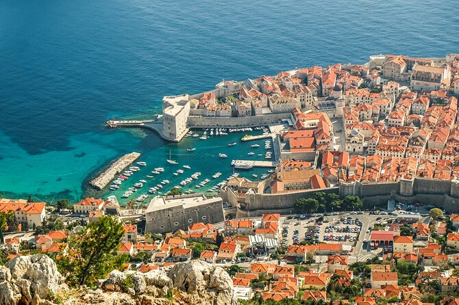 Dubrovnik full-day guided tour from Split - Stradun for an hour: your quick orientation tool
