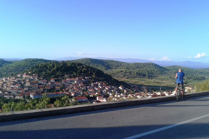 Electric bike - day rentals Split, Sinj - Cruising Split and the Coast Without Paying for It in Sweat