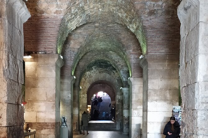 Experience Split With Local Professional Historian - Private - Golden Gate: starting Split with a gate, not a monument