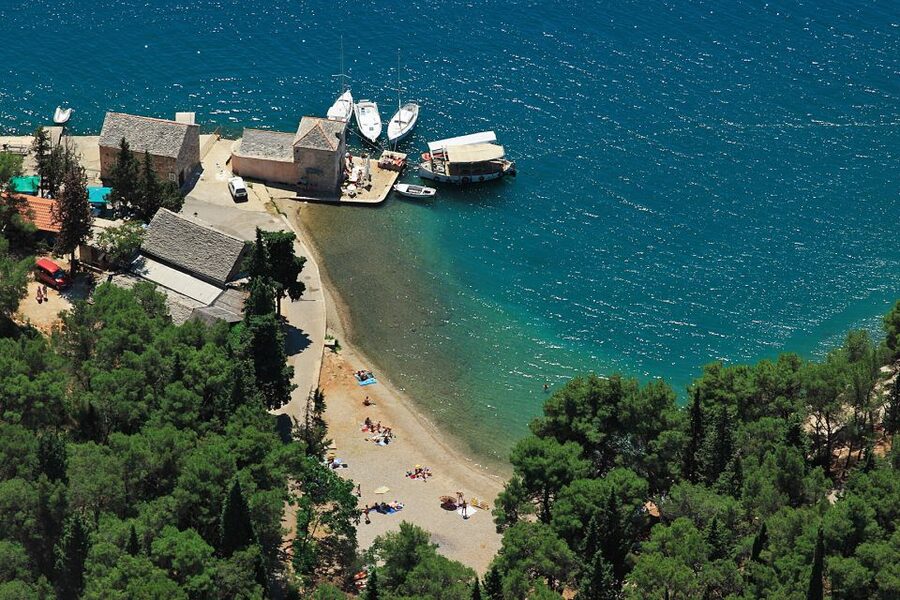 From Brač: Panoramic Flight over Brač, Hvar, Šolta, & Split - Price and value: is $547 per group worth it?