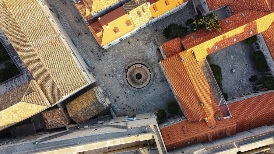 From Makarska: Day Trip to Dubrovnik - Walking the walls: the stair climb that changes the view