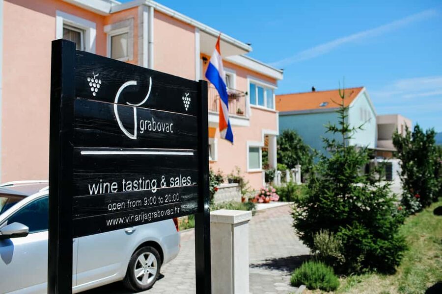 From Makarska Riviera : Wine Tasting Grabovac Tour - Food pairing at Grabovac: cheese, smoked ham, and homemade bread