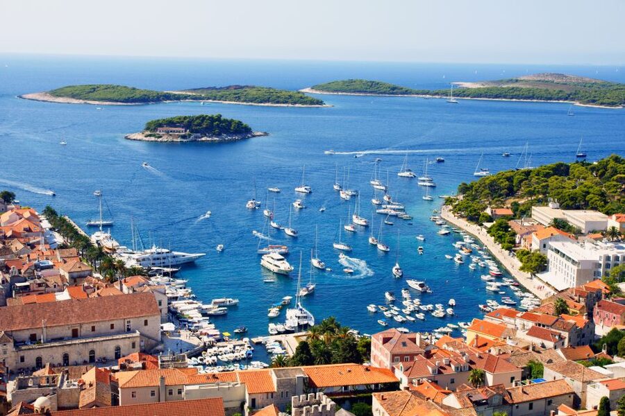 From Omis: Blue Cave & 5 Island Speedboat Tour - The Morning Pickup: Hotel Plaža to Speedboat Start