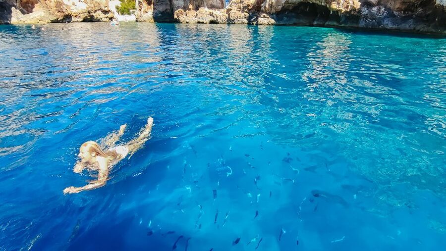 From Split: Blue Cave, Mamma Mia, Vis & Hvar 5-Island Tour - Key things I’d circle on your map