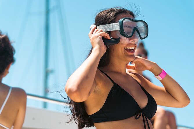 From Split: Blue Lagoon and 3 Islands Speedboat Tour - Onboard Experience: How the Speedboat Style Changes the Day