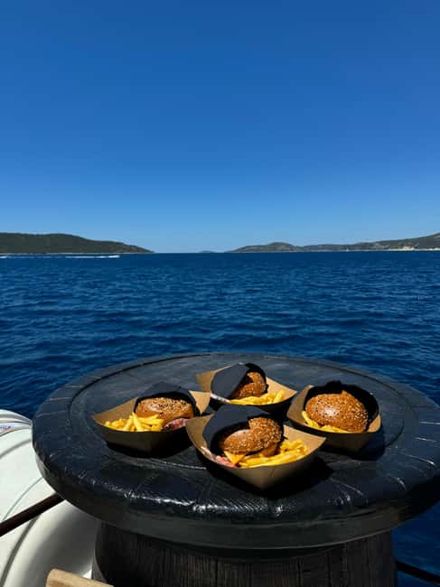 From Split: Blue Lagoon & Underwater Museum (Lunch & drinks) - Blue Lagoon snorkeling: what makes the water special