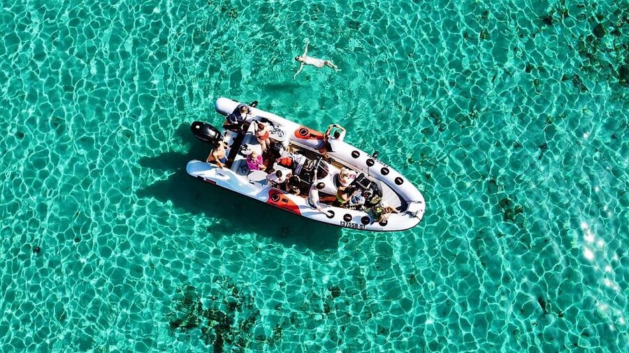 From Split: Half-day Trogir Tour & Speedboat to Blue Lagoon - Šolta Water World and the Shipwreck Area: How to Make the Most of the Underwater Moment