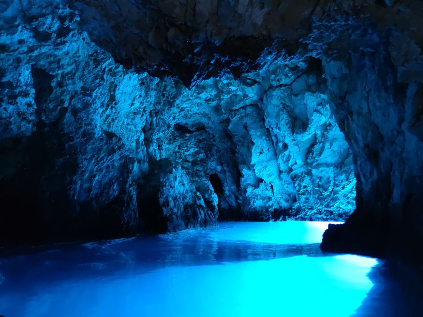 From Split: Luxury Cabin Boat Tour to The Blue Cave and Hvar - Speedboat to Bisevo: comfortable cruising with a fun crew