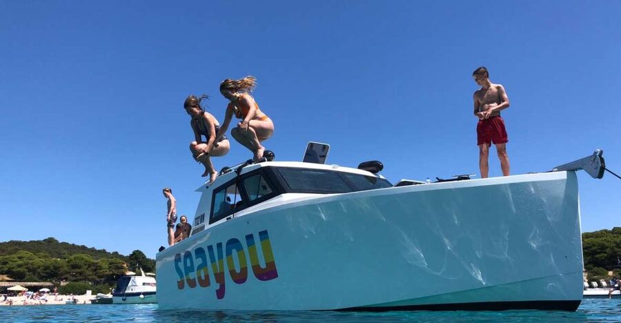 From Split: Luxury Cabin Boat Tour to The Blue Cave and Hvar - Meeting point: the 7:30 AM start (and why you should care)
