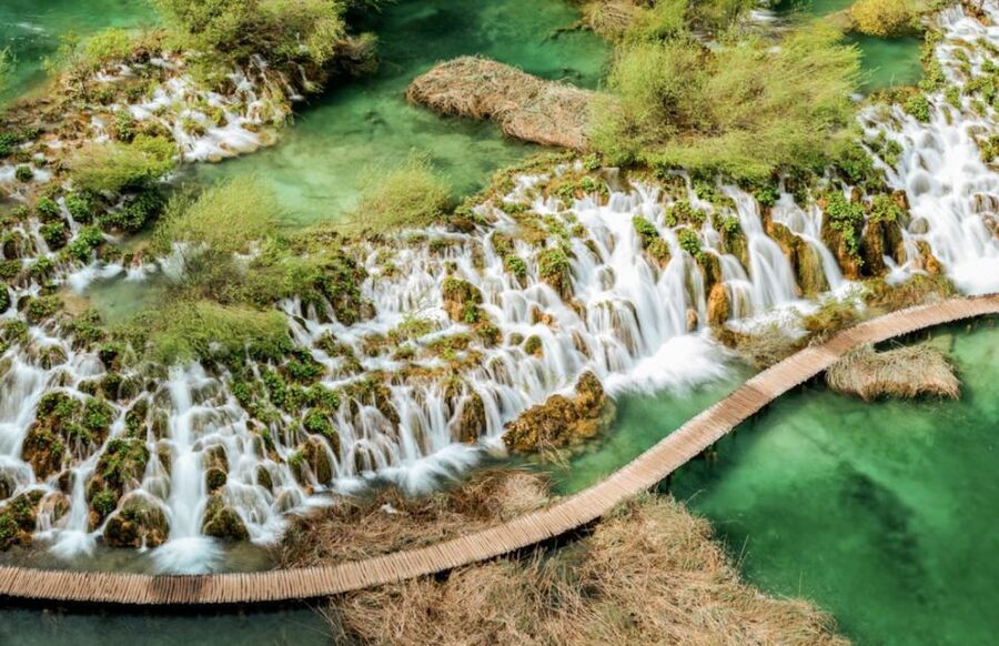 From Split or Trogir: Plitvice Lakes Guided Tour - Vila Velebita stop: lunch and a breather before the return