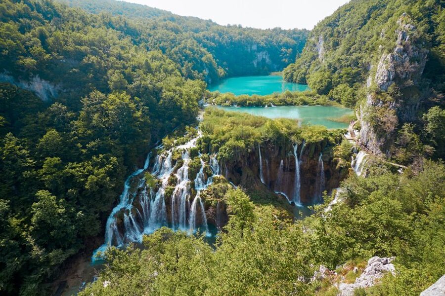 From Split or Trogir: Plitvice Lakes Guided Tour - The Korana River loop: how the 16 lakes come into focus