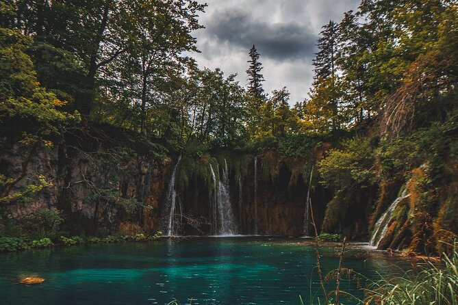 From Split: Self-Guided Plitvice Lakes Day Tour with Boat Ride - Plitvice Lakes National Park: first steps and what to watch for