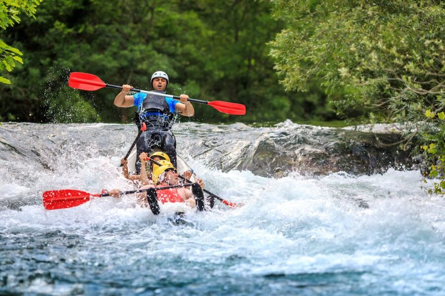 From Split/Šestanovac: Whitewater Rafting on Cetina River - Swim stops and cliff jumping: how to choose your level of chaos